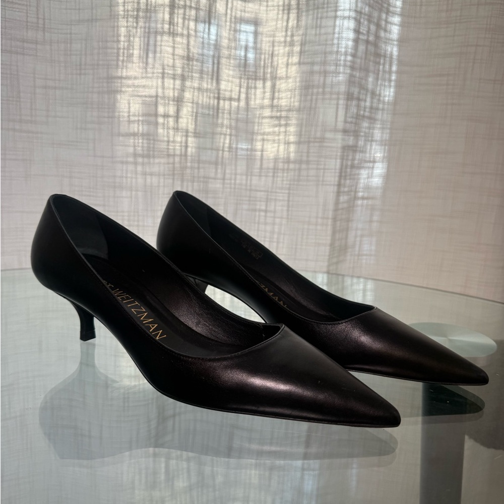 Stuart Weitzman Black Pointed Toe Heels